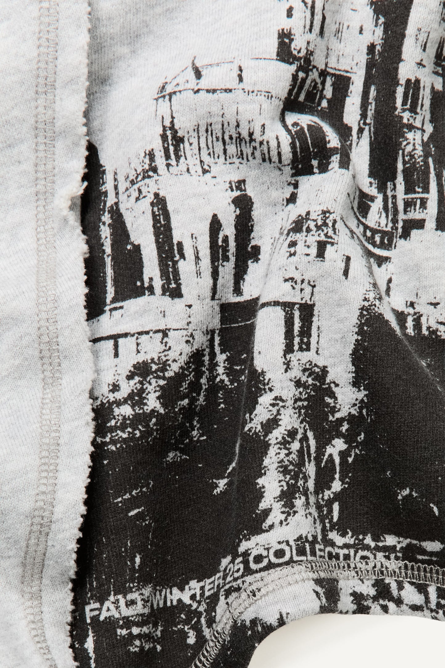 Tie-detail printed hoodie