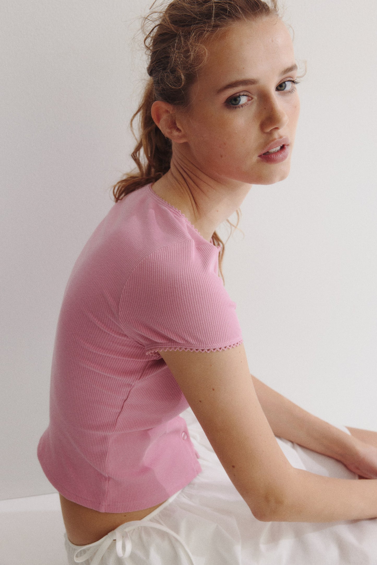 Ribbed button-front top Pink